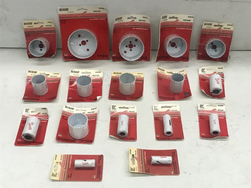 lot 6 image: Lot Of Milwaukee Hole-Saw Bits