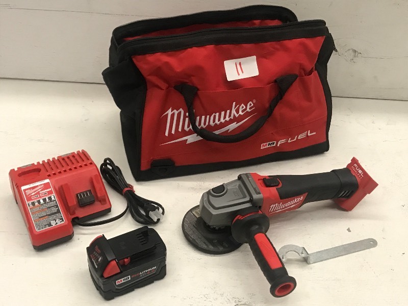 lot 11 image: Milwaukee Fuel Grinder Set
