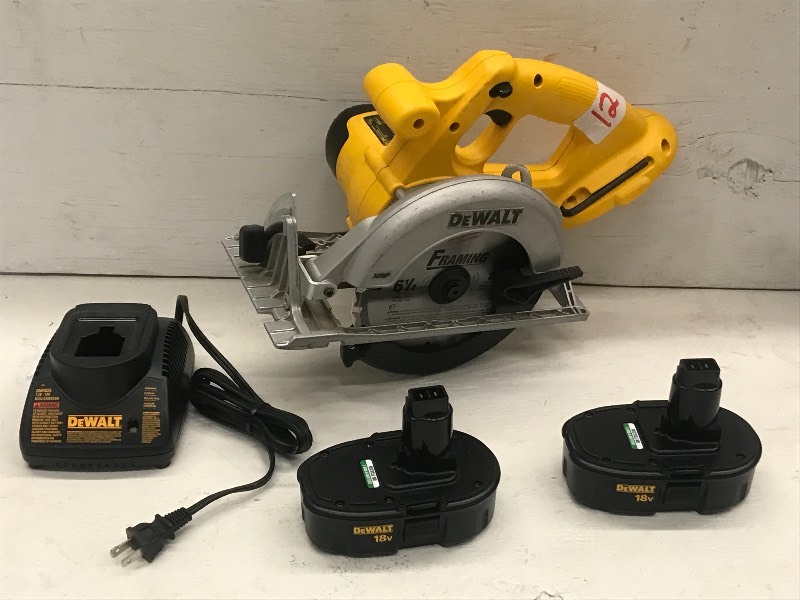 lot 12 image: DeWalt 6.5 Circular Saw Set