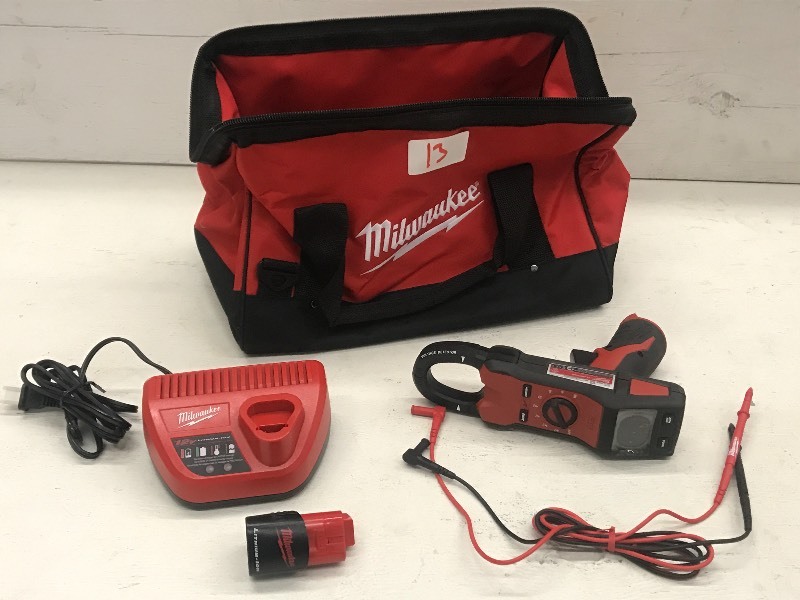lot 13 image: Milwaukee Clamp-Gun Set