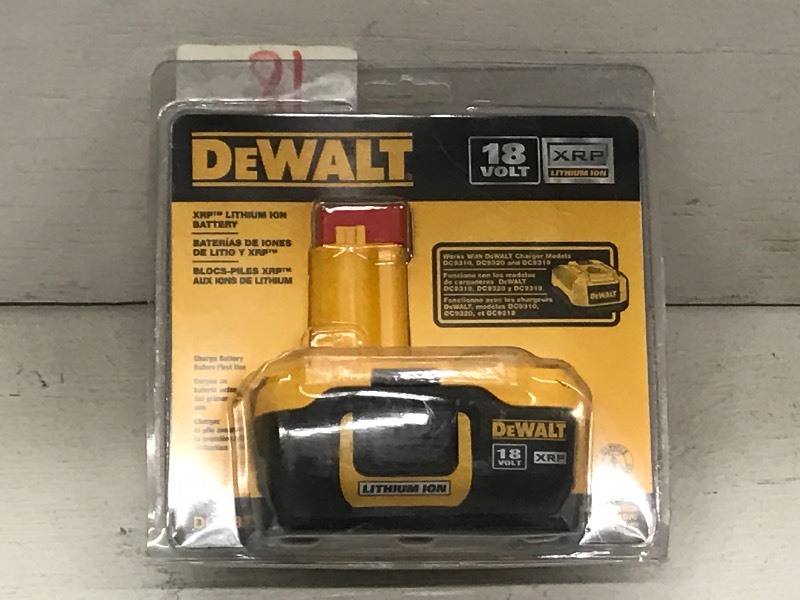 lot 18 image: DeWalt 18Volt XRP Battery