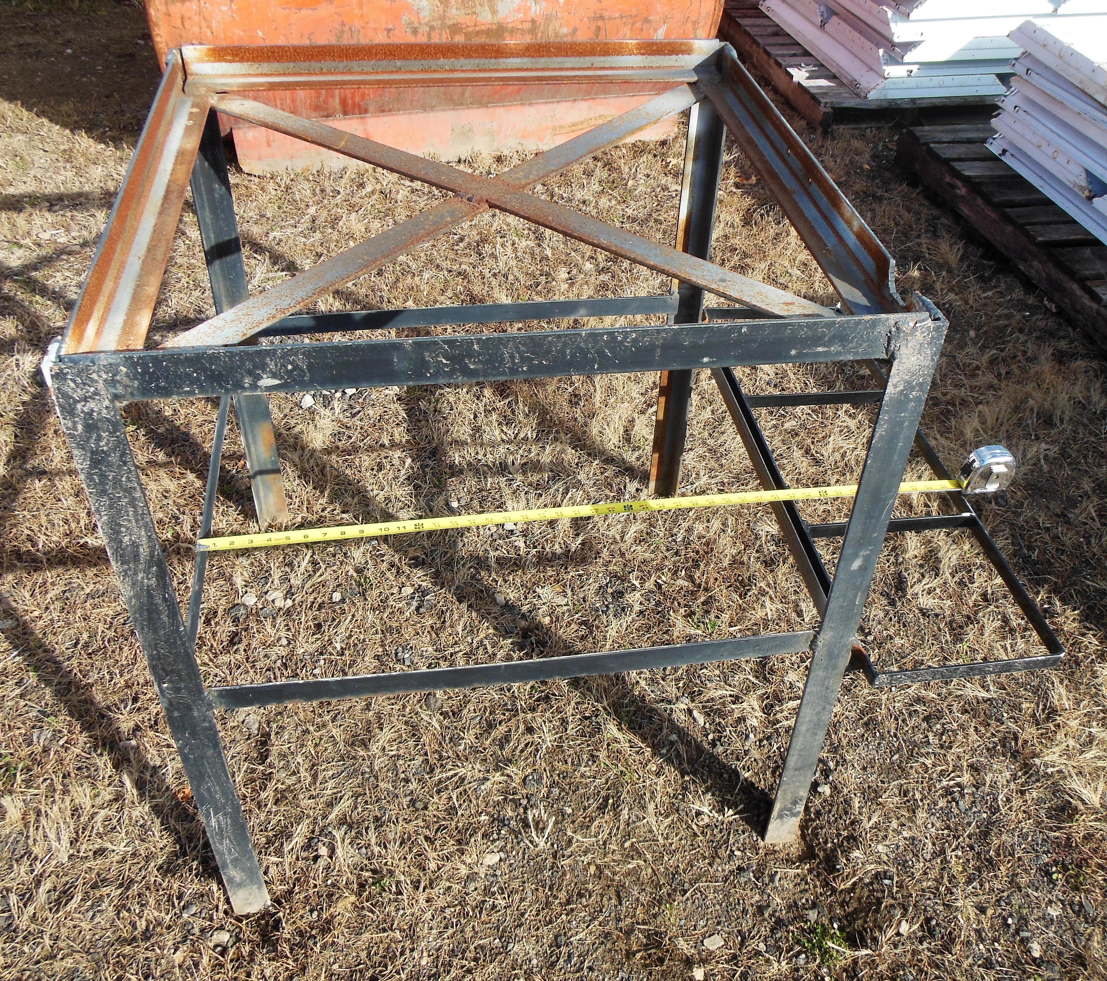 lot 19 image: Bulk Tank Steel Stand with Shelf