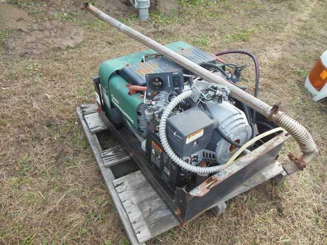 lot 36 image: Onan Commercial Generator - 6500, Model No 6.5NHDFB1L