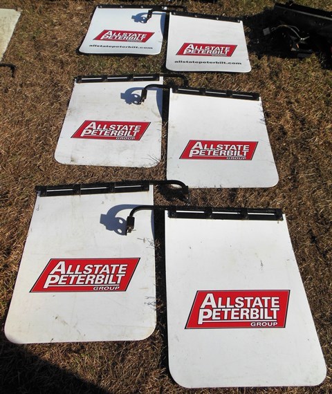 lot 93 image: 6 Mud Flaps with Brackets - Peterbilt