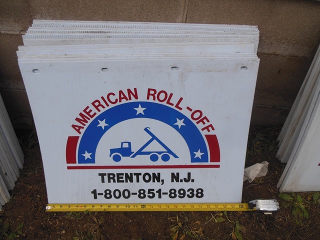 lot 105 image: 16 Lighter Duty 18 x 24 Mud Flaps - American Roll-off
