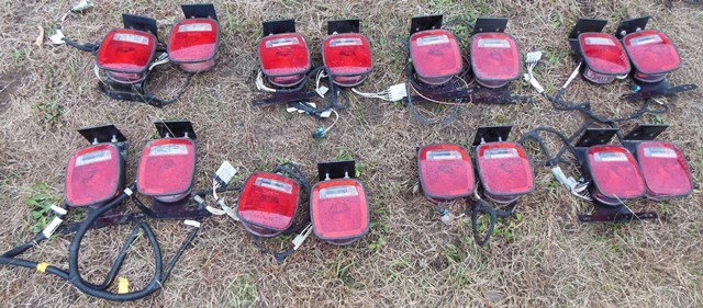 lot 135 image: 16 Signal-Stat Tail Lights  - Truck Take Offs