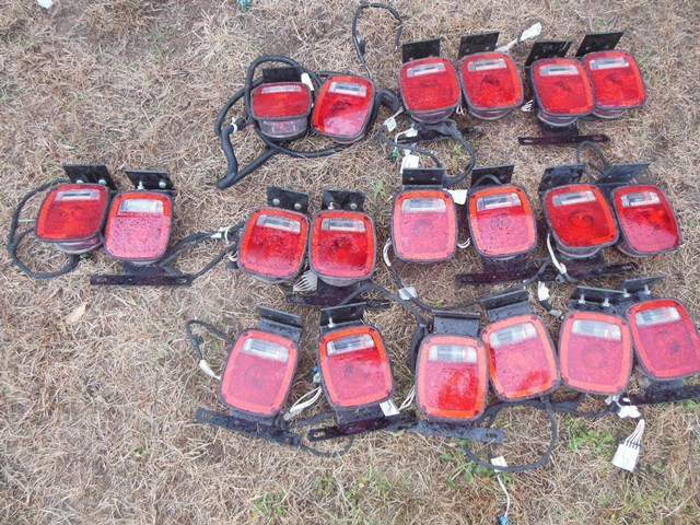 lot 137 image: 20 Signal-Stat Tail Lights (10 connected sets) - Truck Take Offs