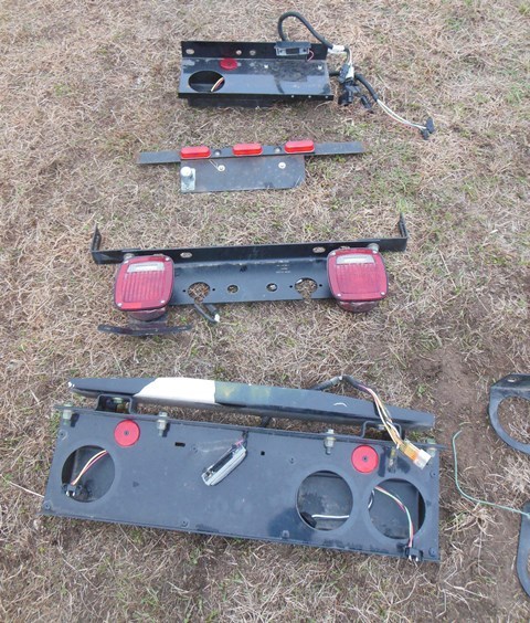 lot 132 image: Miscellaneous Truck Lights and Brackets