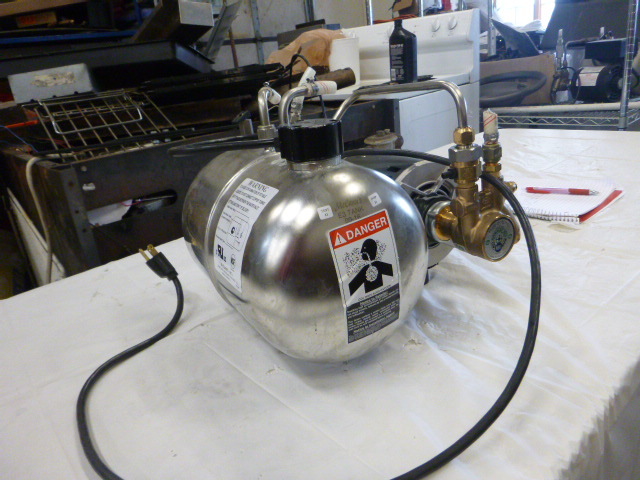 lot 35 image: Marathon Electric Carbonator