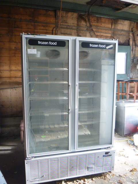 lot 1 image: Master Build Freezer