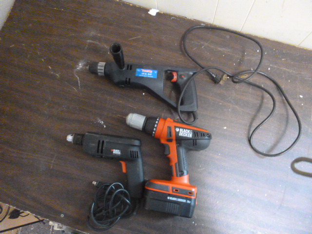 lot 52 image: Power Tools