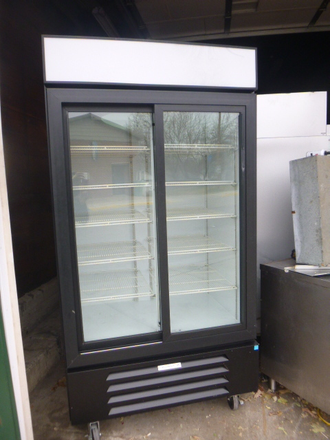 lot 60 image: Beverage-Air Cooler
