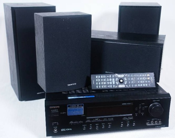 lot 16 image: Onkyo Home Theater Receiver