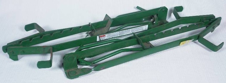 lot 41 image: Pair Ladder Jacks