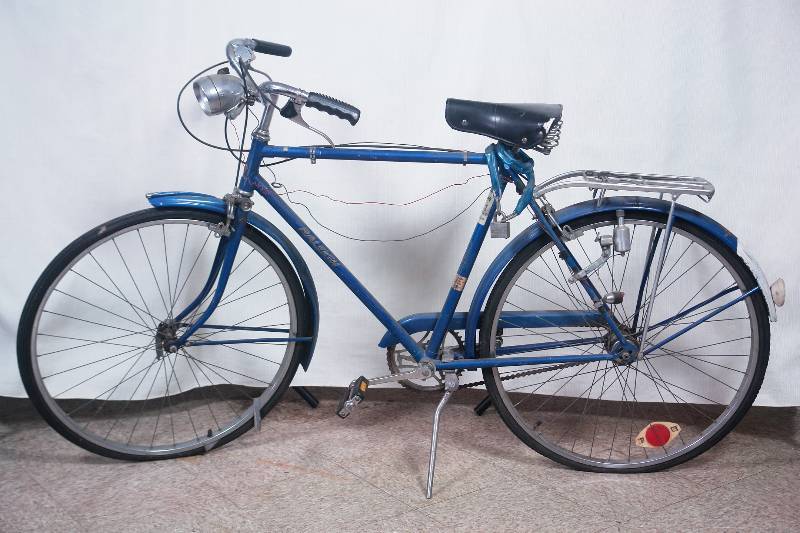 lot 45 image: Raleigh Bicycle
