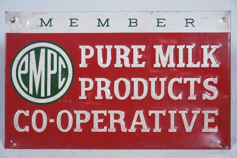 lot 4 image: Pure Milk Products Cooperative Sign