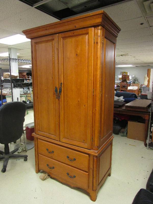 lot 408 image: DUAL USE ARMOIRE