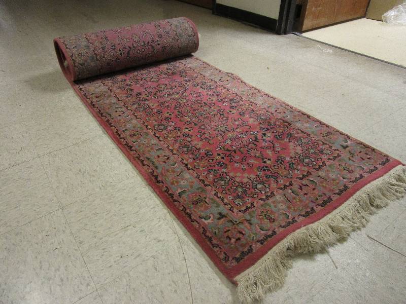 lot 419 image: HAND KNOTTED WOOL RUG RUNNER
