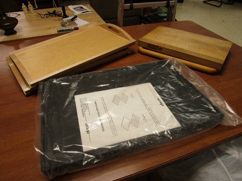 lot 436 image: ACCESSORY GRILL, CUTTING BOARDS, SERVING TRAYS