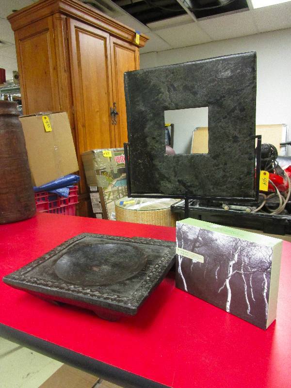 lot 444 image: HOME ACCESSORIES