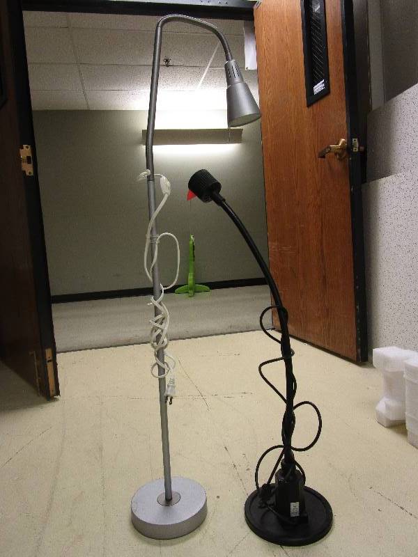 lot 466 image: ADJUSTABLE FLOOR LAMPS