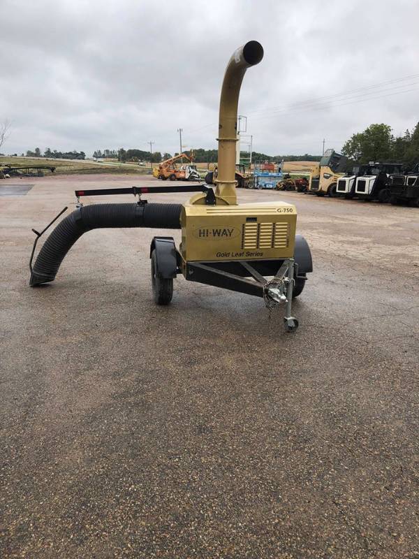 High Way Equipment Model G750 Gold Leaf Series Commercial Tow Behind Leaf Vac System