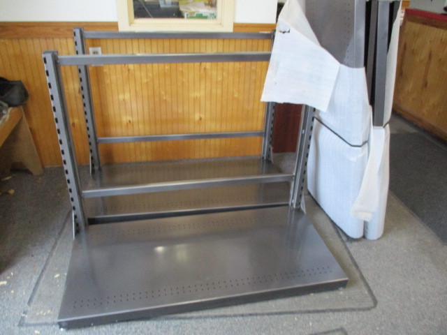 lot 33 image: Shelving Units