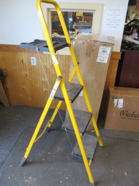 lot 42 image: Step ladder