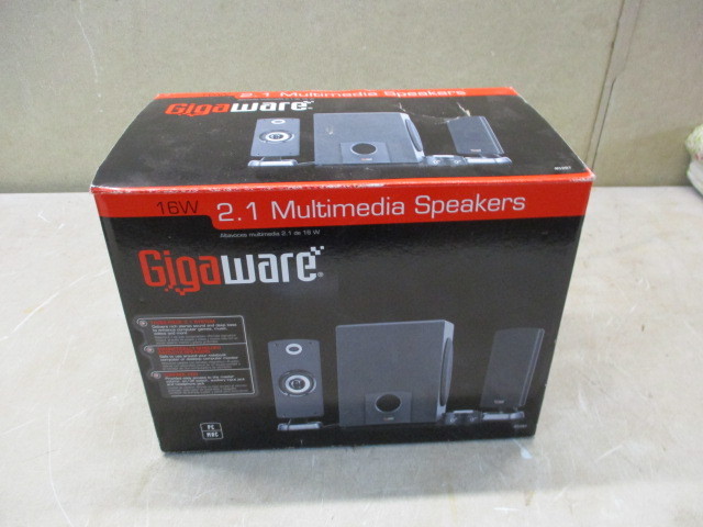 lot 121 image: Gigaware Speaker Set