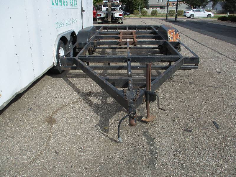 lot 1-1 image: Trailer Frame and Axles