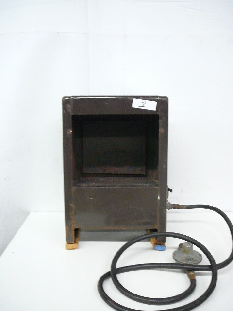lot 1 image: LP Gas Heater 15,000 BTU