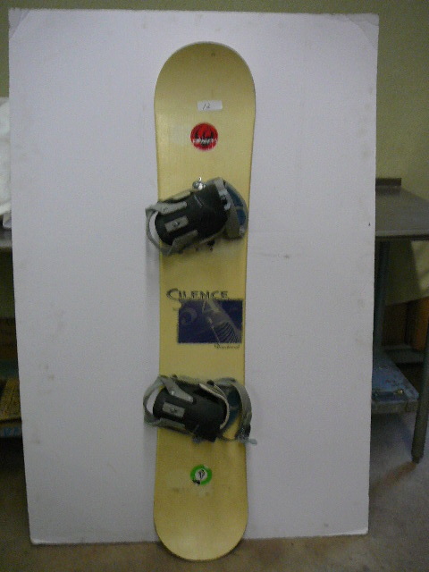 lot 12 image: Snow Board & Bindings