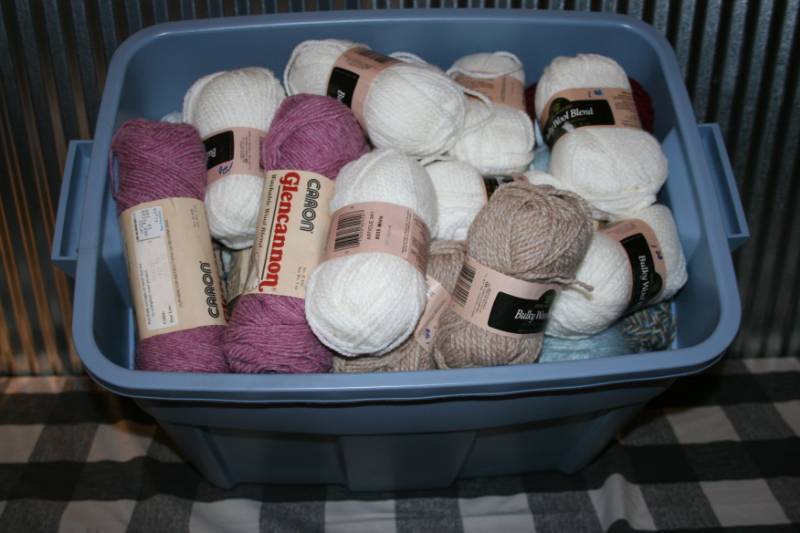 lot 46 image: Bin of Yarn