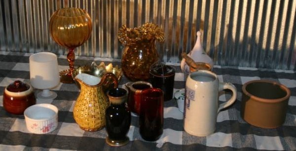 lot 63 image: Assorted Glassware and Home Dcor