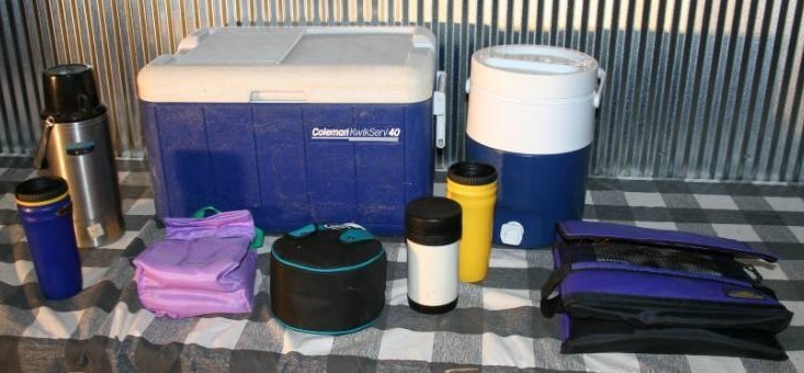 lot 84 image: Cooler and More