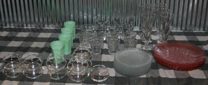 lot 88 image: Assorted Glassware