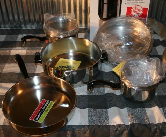 lot 90 image: Pot and Pan Set and Coffee Maker