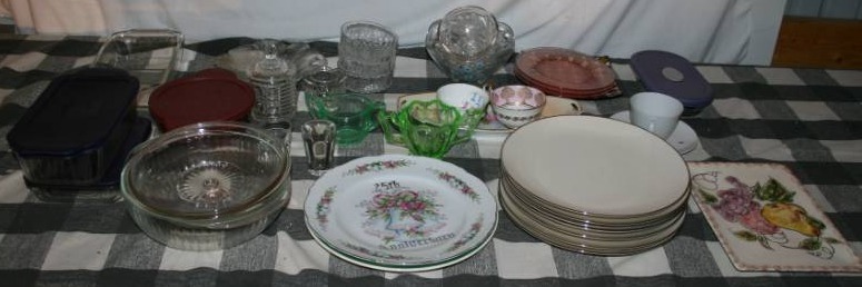 lot 148 image: Assorted Glassware and More