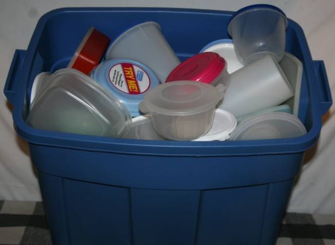 lot 155 image: Tupperware and More