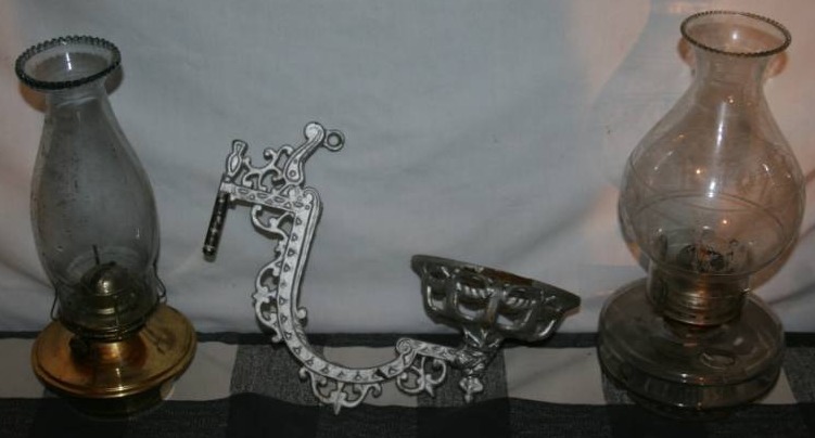 lot 166 image: Oil Lamps