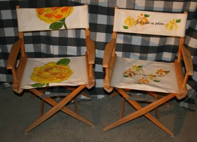 lot 205 image: Folding Chairs