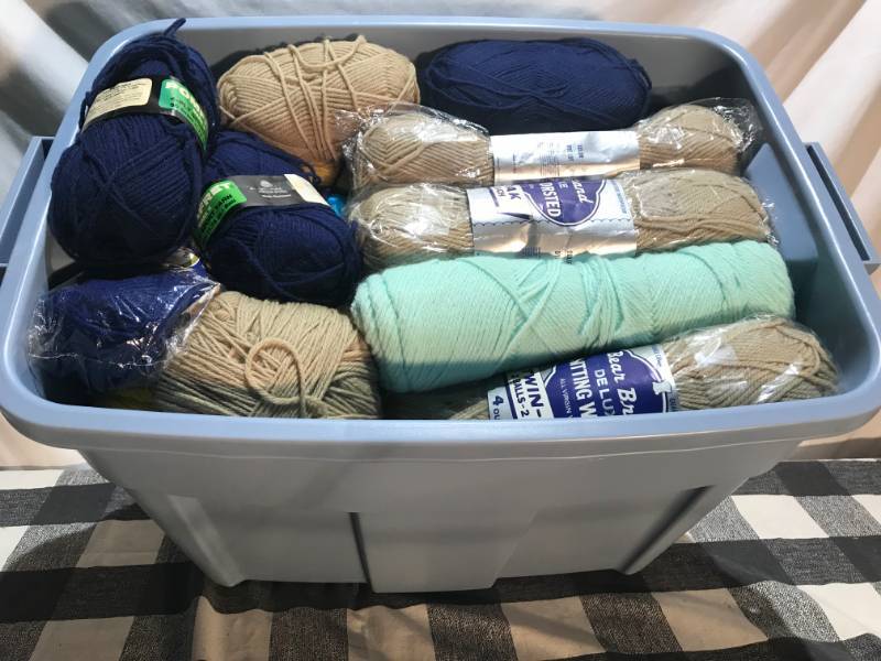 lot 252 image: Bin of Yarn