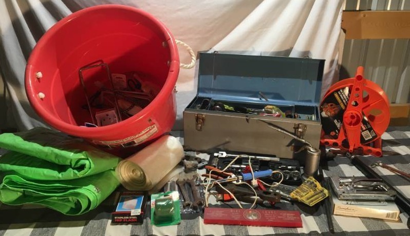 lot 320 image: Assorted Tools and Garage Items