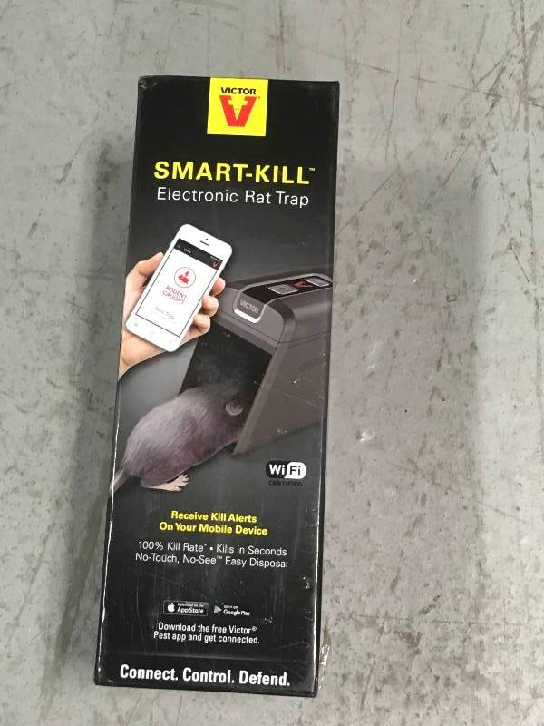 lot 6 image: Victor Smart-Kill Wifi Electronic Rat Trap  in good working condition