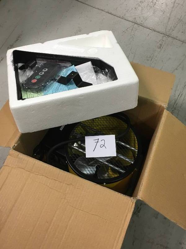 lot 72 image: Dura Heat EUH4000R Electric Forced Air Heater with Remote Control 12,800 Btu  in good working condition
