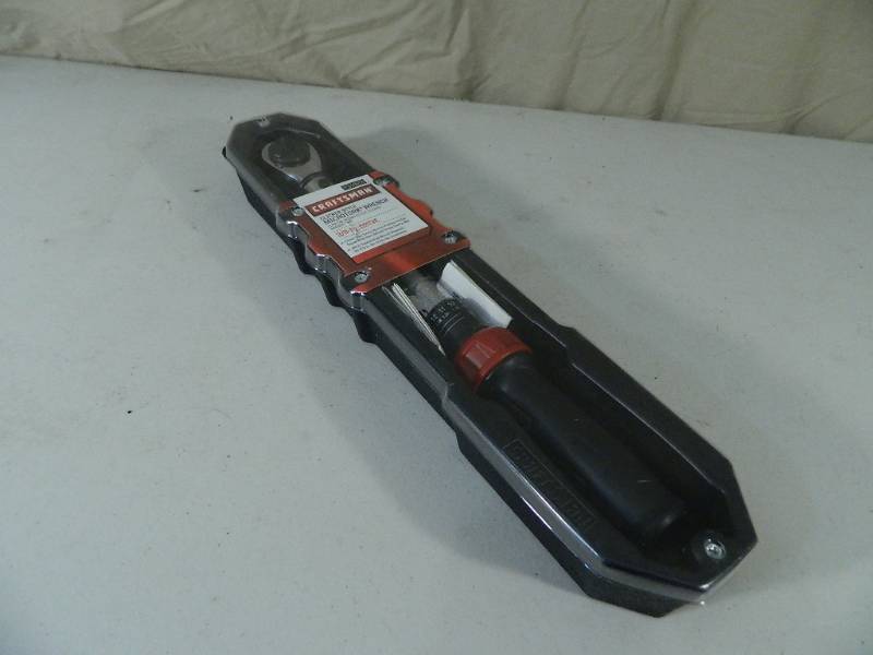 lot 51 image: New Craftsman Clicker Style MicroTork Wrench