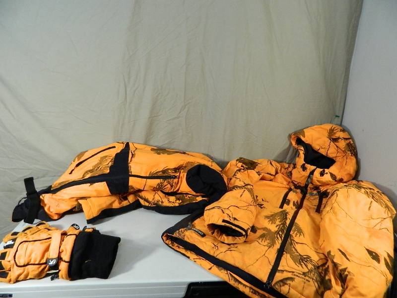 lot 75 image: Orange Camo Hunting Wear