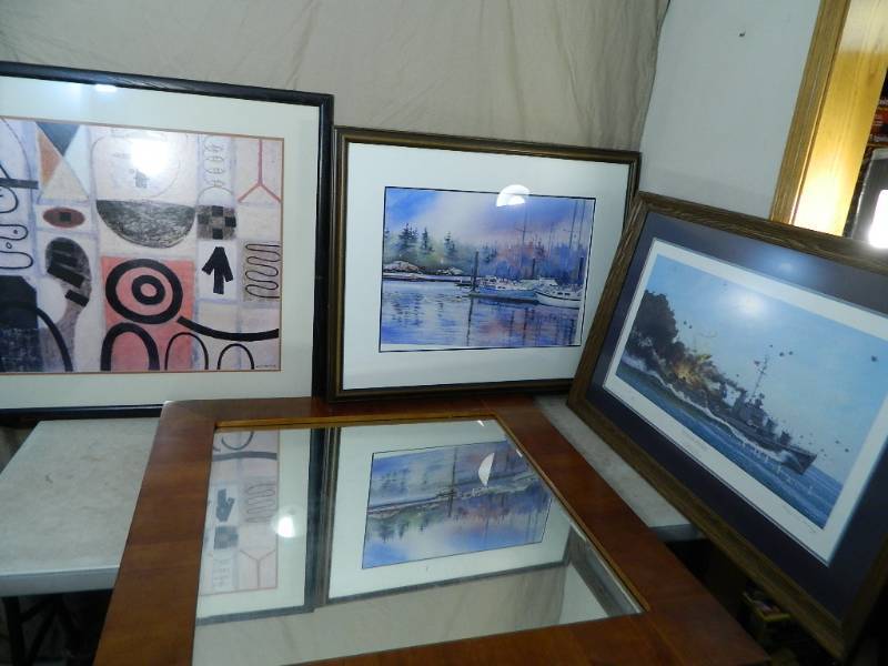 lot 187 image: Mirror and Framed Prints