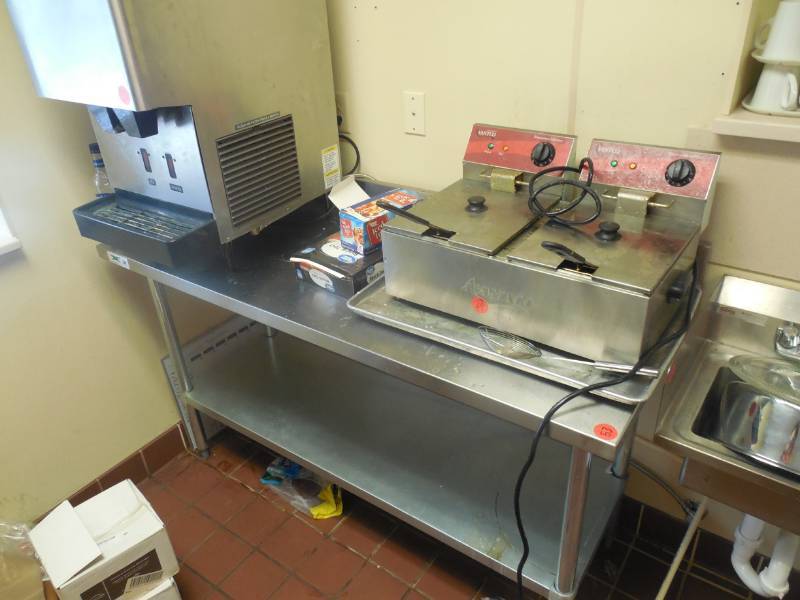 STAINLESS STEEL 6 2 SHELF TABLE