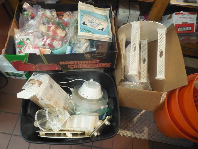 CAKE DECORATION LOT
